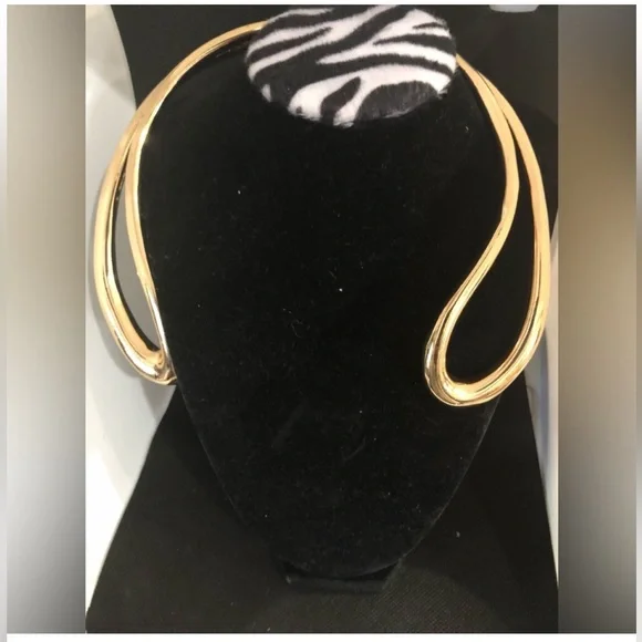 House of Harlow 1960 gold tone double bar curved hinged choker style necklace - Picture 8 of 14